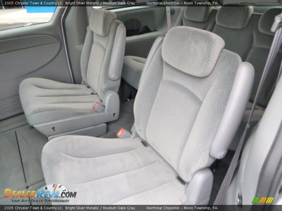 2005 Chrysler Town & Country LX Bright Silver Metallic / Medium Slate Gray Photo #11