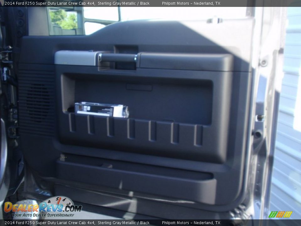 2014 Ford F250 Super Duty Lariat Crew Cab 4x4 Sterling Gray Metallic / Black Photo #19