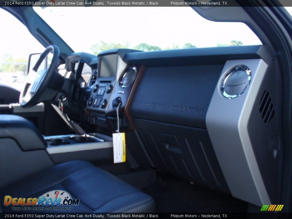 2014 Ford F350 Super Duty Lariat Crew Cab 4x4 Dually Tuxedo Black Metallic / Black Photo #20