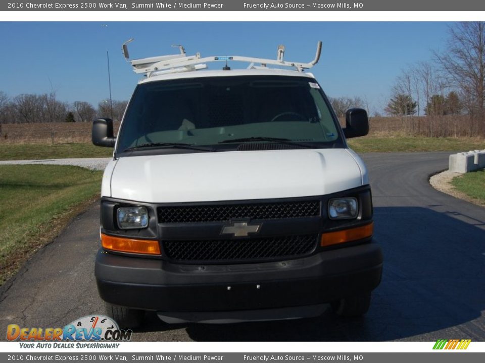 2010 Chevrolet Express 2500 Work Van Summit White / Medium Pewter Photo #6