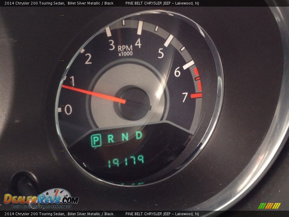 2014 Chrysler 200 Touring Sedan Billet Silver Metallic / Black Photo #28