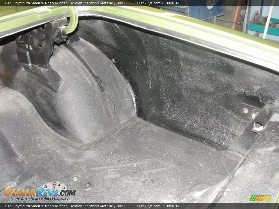 1973 Plymouth Satellite Road Runner Amber Sherwood Metallic / Black Photo #25