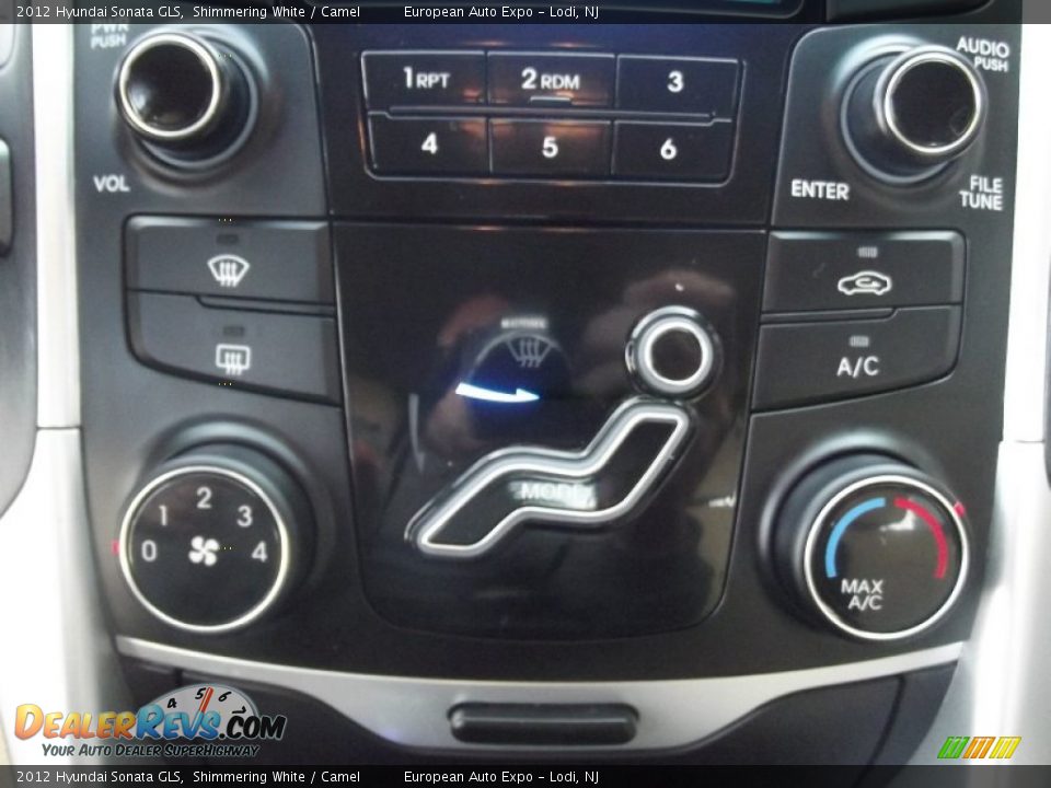 2012 Hyundai Sonata GLS Shimmering White / Camel Photo #19