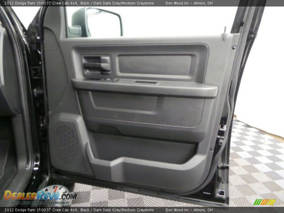 2012 Dodge Ram 1500 ST Crew Cab 4x4 Black / Dark Slate Gray/Medium Graystone Photo #20