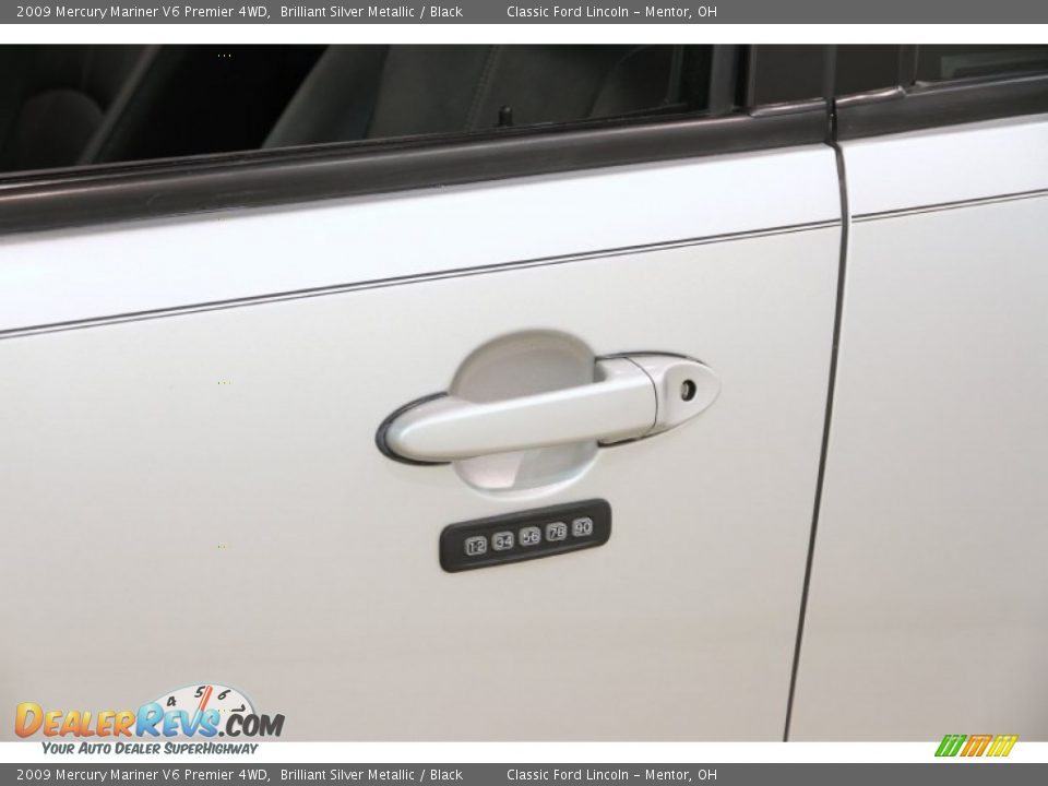 2009 Mercury Mariner V6 Premier 4WD Brilliant Silver Metallic / Black Photo #4