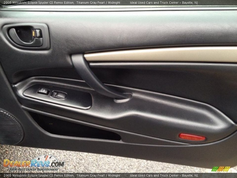 2005 Mitsubishi Eclipse Spyder GS Remix Edition Titanium Gray Pearl / Midnight Photo #10