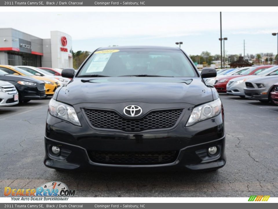 2011 Toyota Camry SE Black / Dark Charcoal Photo #7