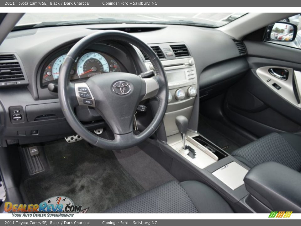 2011 Toyota Camry SE Black / Dark Charcoal Photo #10
