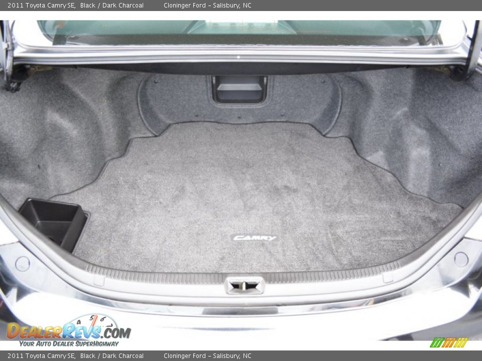 2011 Toyota Camry SE Black / Dark Charcoal Photo #16