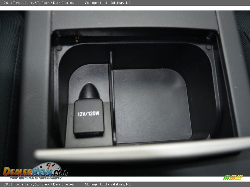 2011 Toyota Camry SE Black / Dark Charcoal Photo #22