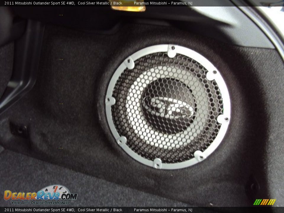 2011 Mitsubishi Outlander Sport SE 4WD Cool Silver Metallic / Black Photo #9