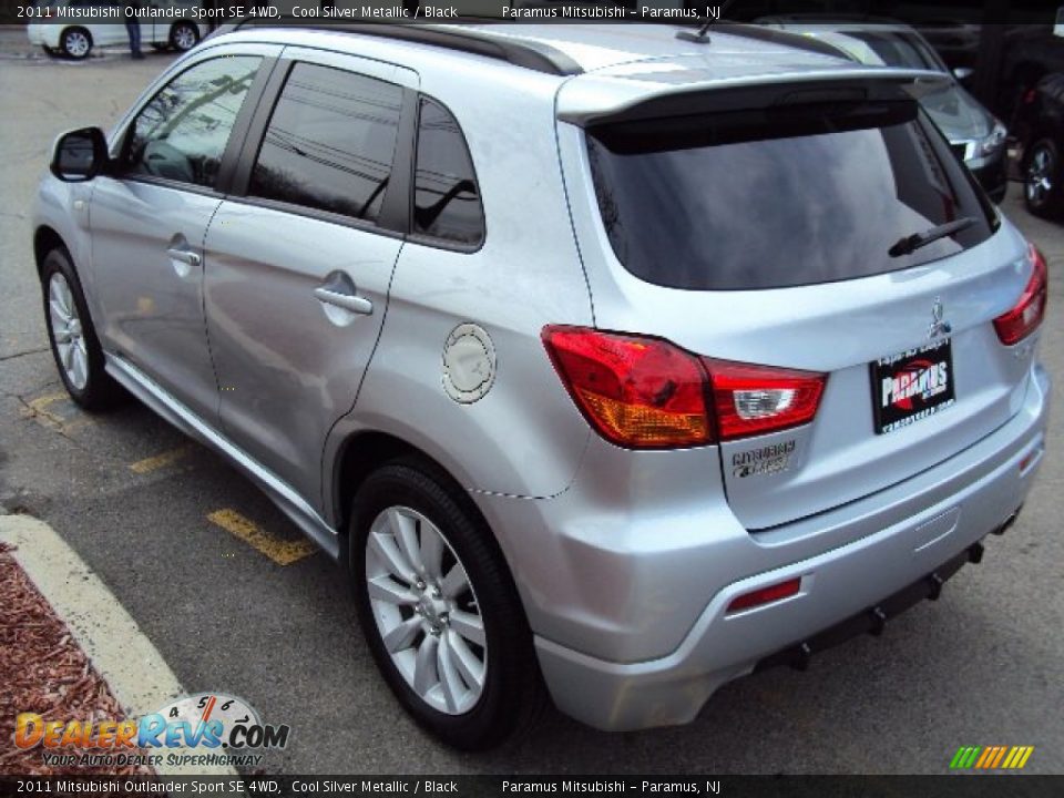 2011 Mitsubishi Outlander Sport SE 4WD Cool Silver Metallic / Black Photo #10