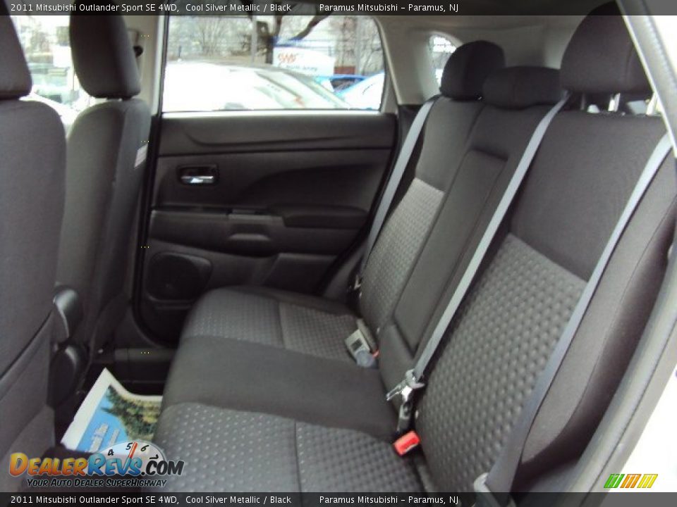 2011 Mitsubishi Outlander Sport SE 4WD Cool Silver Metallic / Black Photo #13