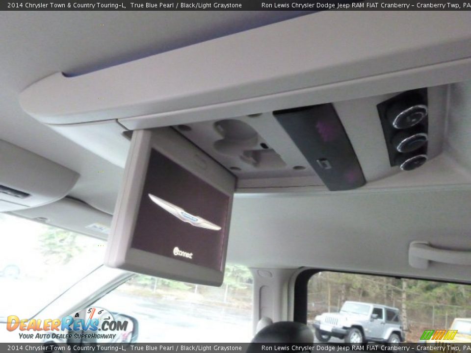 2014 Chrysler Town & Country Touring-L True Blue Pearl / Black/Light Graystone Photo #14