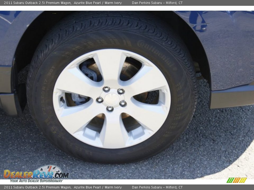 2011 Subaru Outback 2.5i Premium Wagon Azurite Blue Pearl / Warm Ivory Photo #21