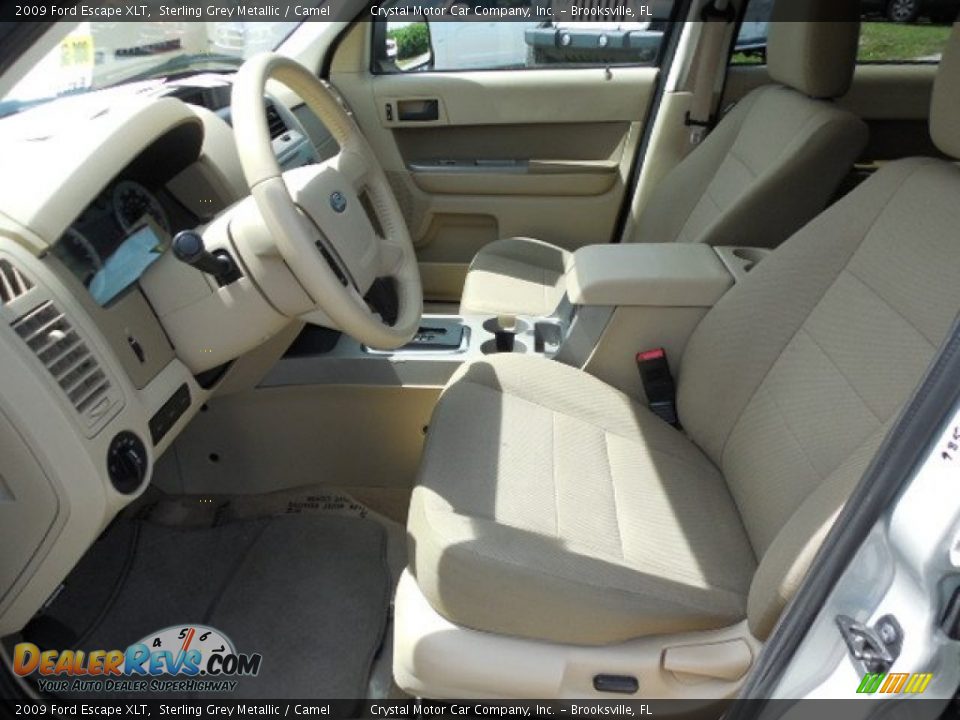 2009 Ford Escape XLT Sterling Grey Metallic / Camel Photo #4