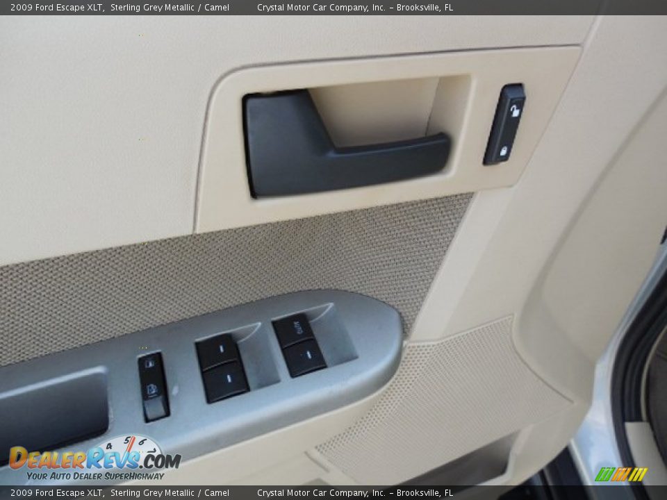 2009 Ford Escape XLT Sterling Grey Metallic / Camel Photo #18