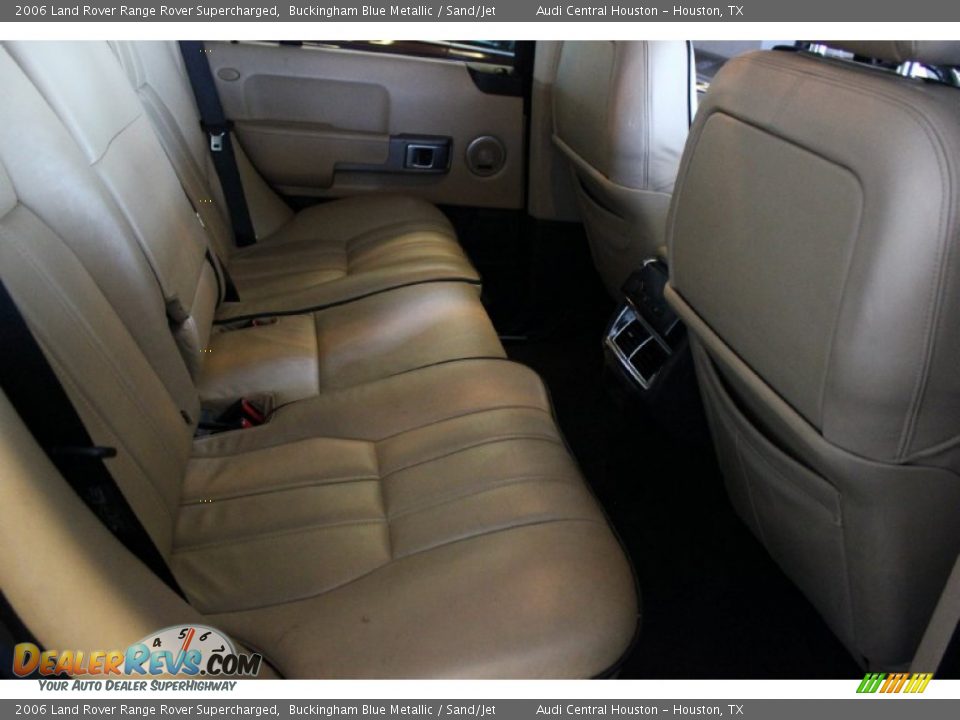 2006 Land Rover Range Rover Supercharged Buckingham Blue Metallic / Sand/Jet Photo #36