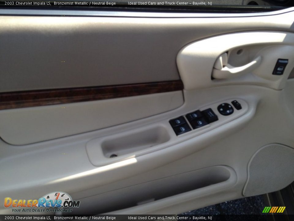 2003 Chevrolet Impala LS Bronzemist Metallic / Neutral Beige Photo #25