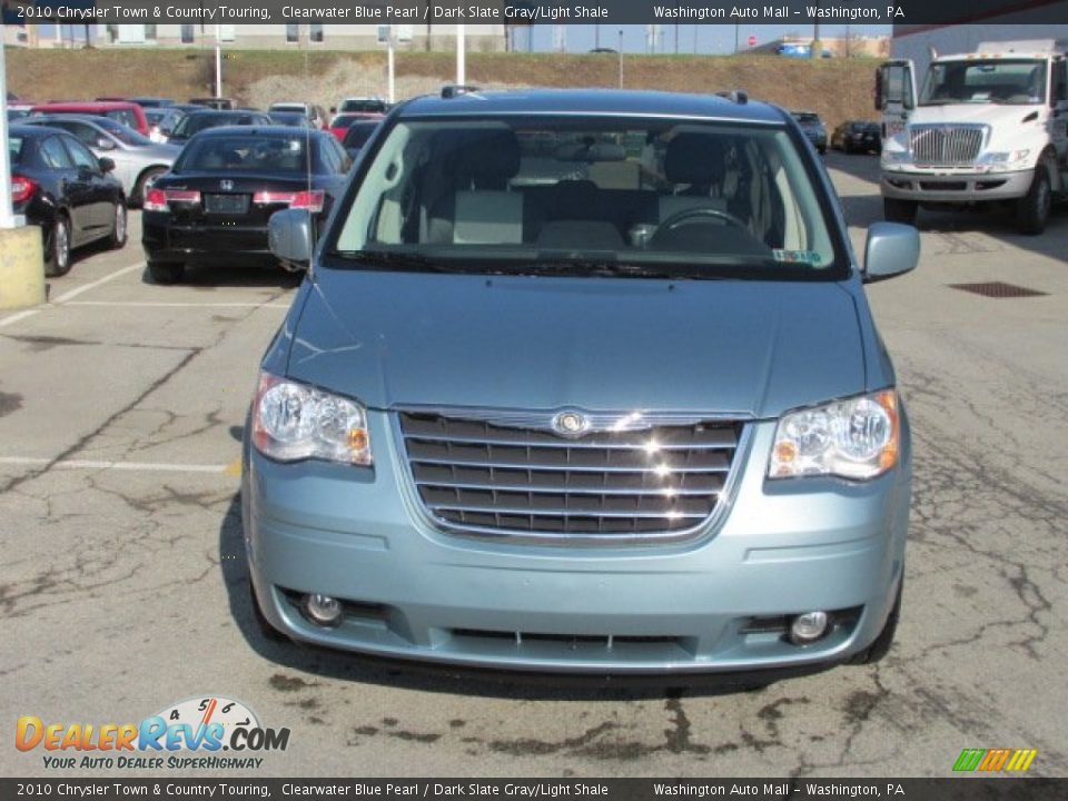 2010 Chrysler Town & Country Touring Clearwater Blue Pearl / Dark Slate Gray/Light Shale Photo #4