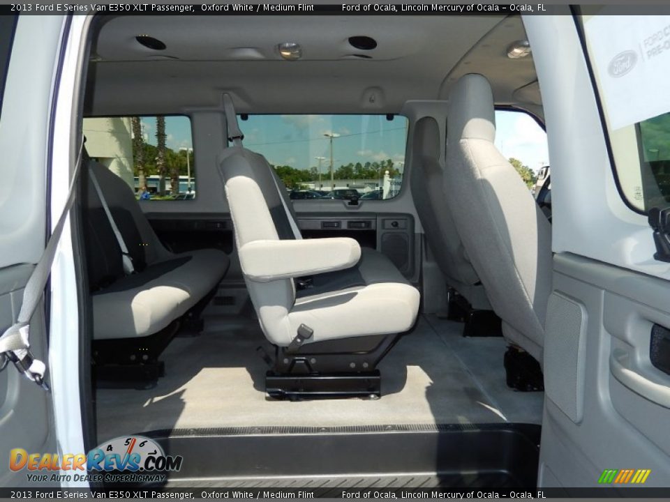 2013 Ford E Series Van E350 XLT Passenger Oxford White / Medium Flint Photo #17