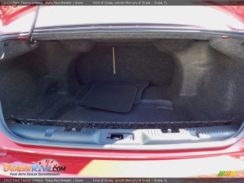 2013 Ford Taurus Limited Trunk Photo #11