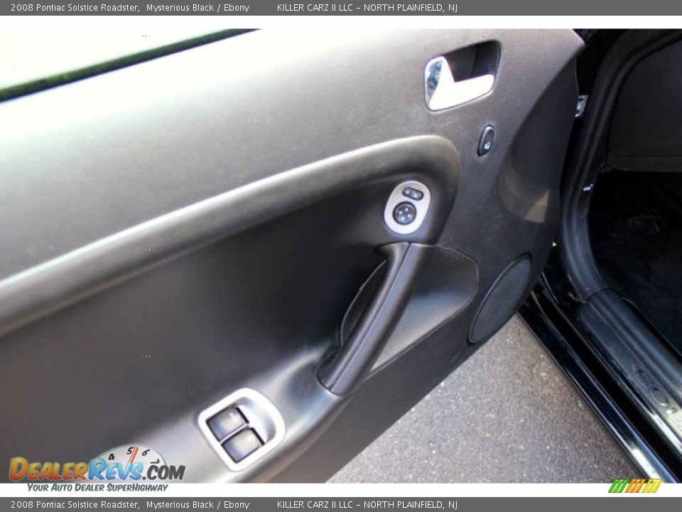 2008 Pontiac Solstice Roadster Mysterious Black / Ebony Photo #19