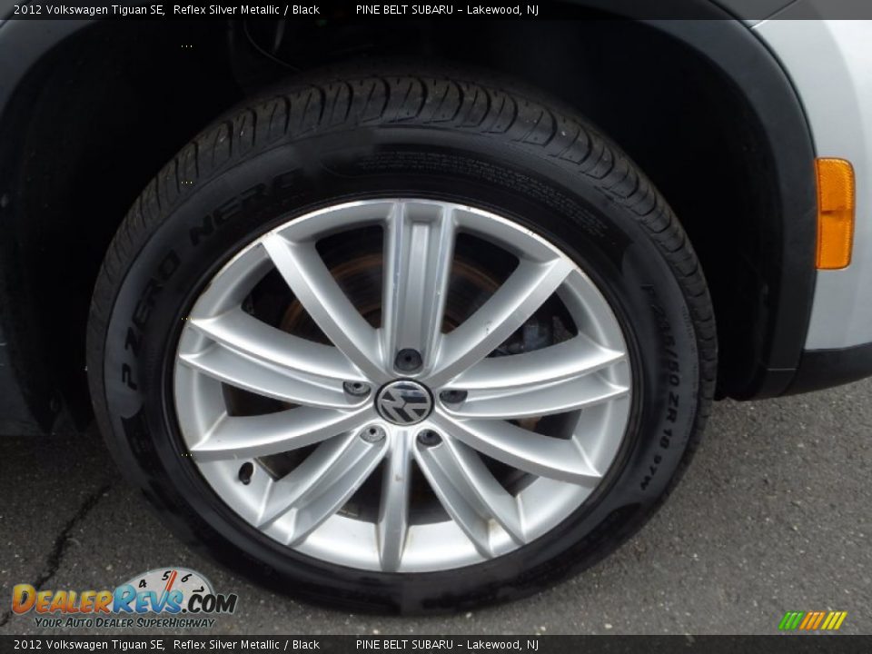 2012 Volkswagen Tiguan SE Reflex Silver Metallic / Black Photo #5