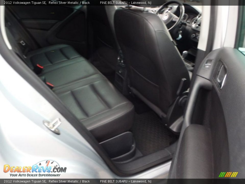 2012 Volkswagen Tiguan SE Reflex Silver Metallic / Black Photo #13