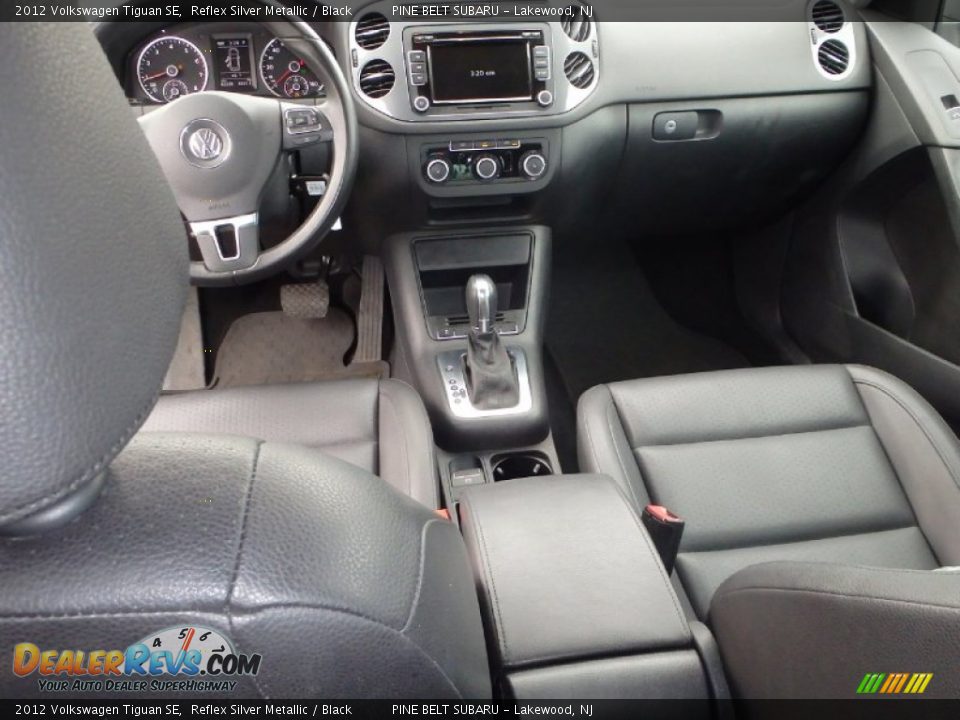 2012 Volkswagen Tiguan SE Reflex Silver Metallic / Black Photo #14