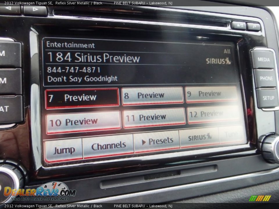 2012 Volkswagen Tiguan SE Reflex Silver Metallic / Black Photo #16