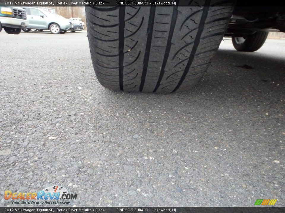 2012 Volkswagen Tiguan SE Reflex Silver Metallic / Black Photo #22