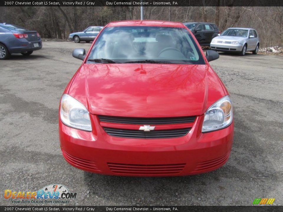 2007 Chevrolet Cobalt LS Sedan Victory Red / Gray Photo #8