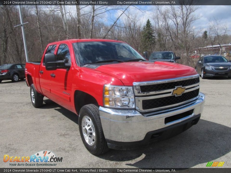 Front 3/4 View of 2014 Chevrolet Silverado 2500HD LT Crew Cab 4x4 Photo #11