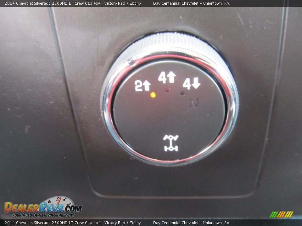 Controls of 2014 Chevrolet Silverado 2500HD LT Crew Cab 4x4 Photo #18