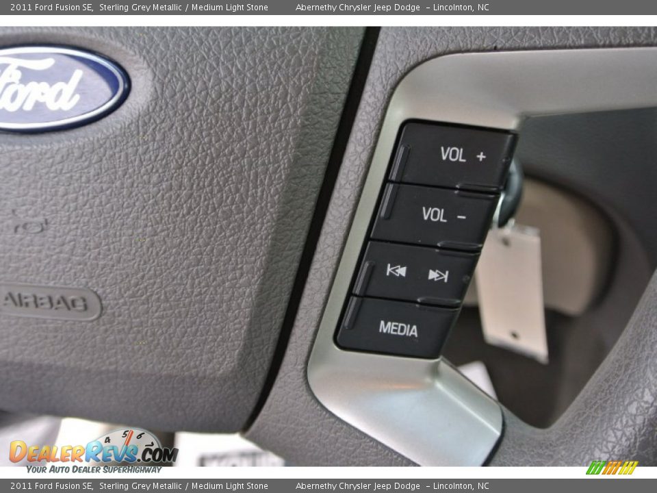 2011 Ford Fusion SE Sterling Grey Metallic / Medium Light Stone Photo #16