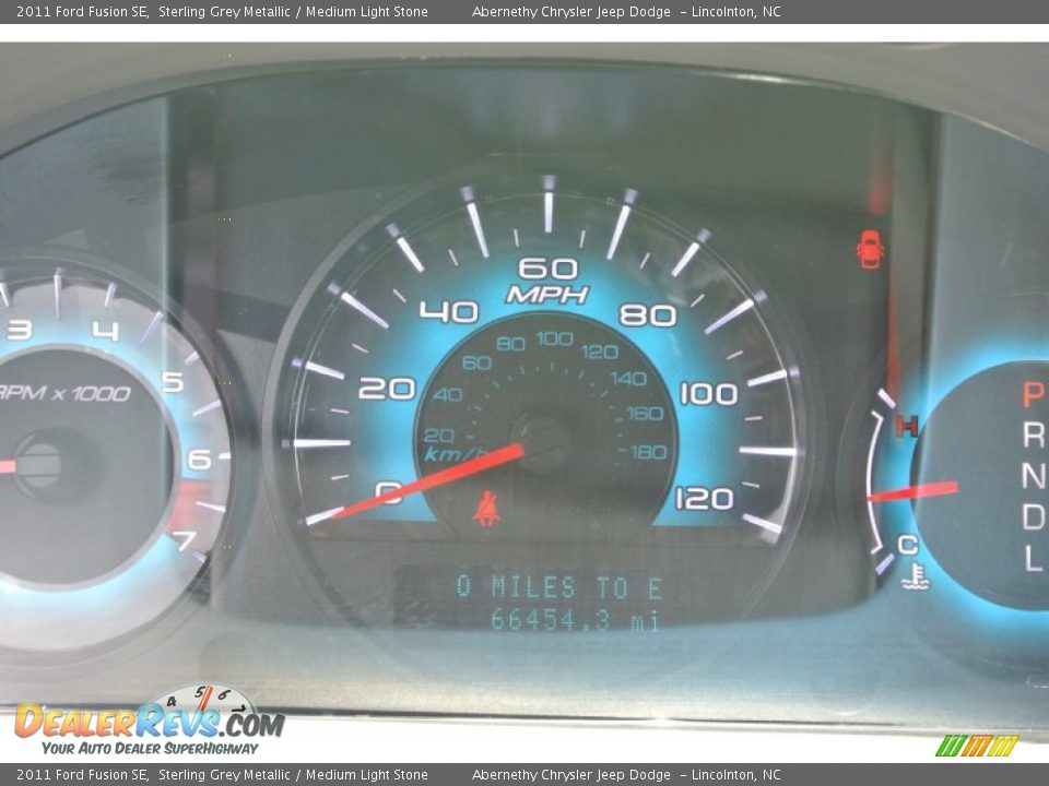 2011 Ford Fusion SE Sterling Grey Metallic / Medium Light Stone Photo #17