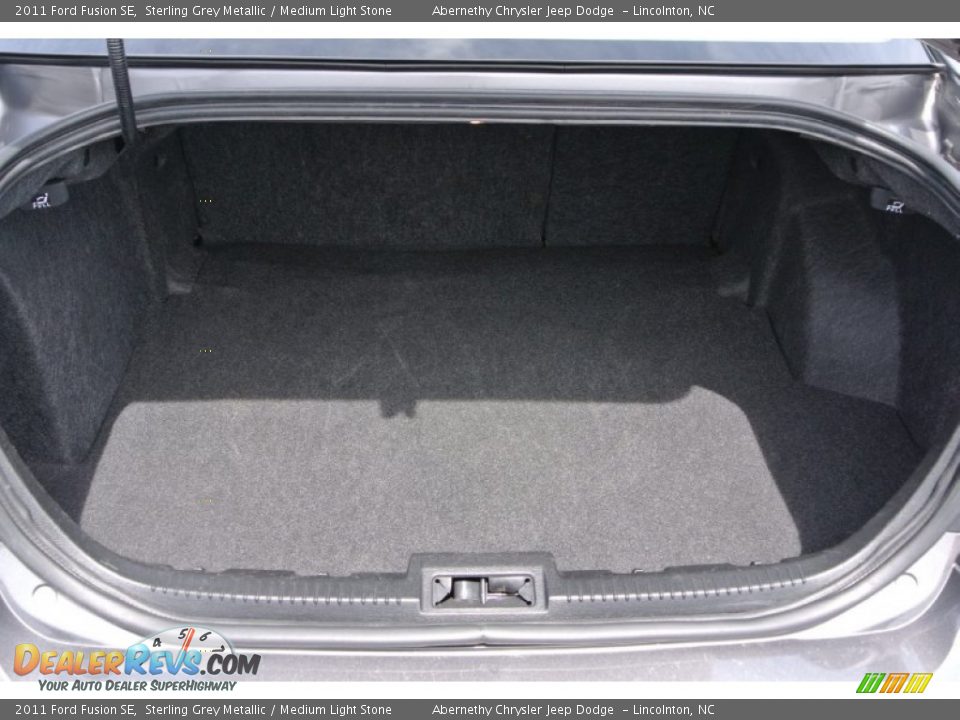 2011 Ford Fusion SE Sterling Grey Metallic / Medium Light Stone Photo #19