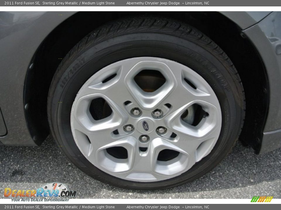 2011 Ford Fusion SE Sterling Grey Metallic / Medium Light Stone Photo #22