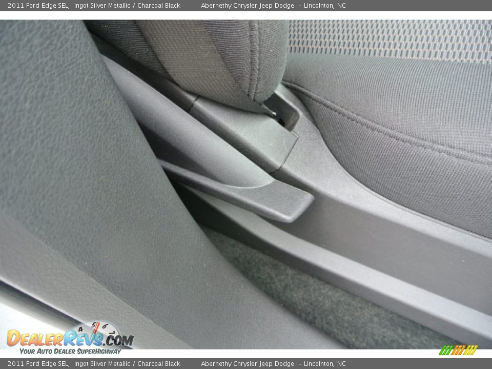2011 Ford Edge SEL Ingot Silver Metallic / Charcoal Black Photo #25