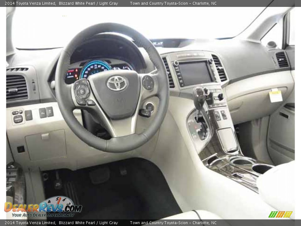 2014 Toyota Venza Limited Blizzard White Pearl / Light Gray Photo #6