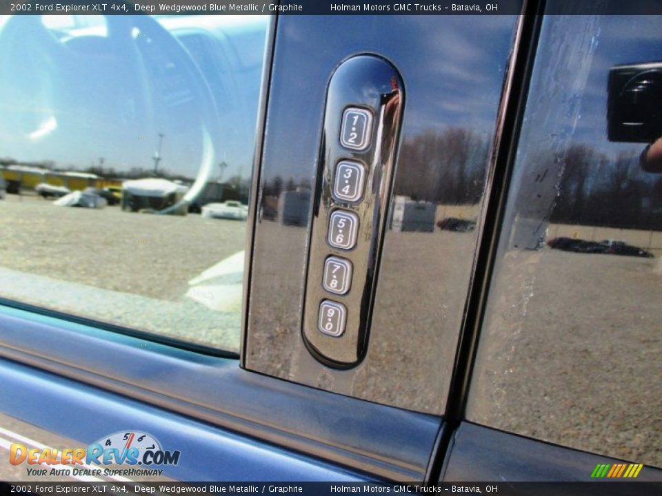 2002 Ford Explorer XLT 4x4 Deep Wedgewood Blue Metallic / Graphite Photo #4