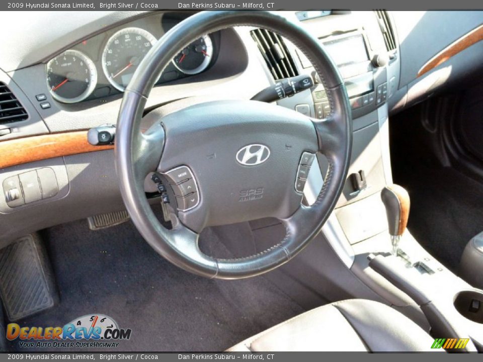 2009 Hyundai Sonata Limited Bright Silver / Cocoa Photo #5