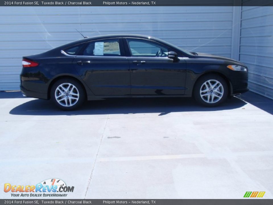 2014 Ford Fusion SE Tuxedo Black / Charcoal Black Photo #3