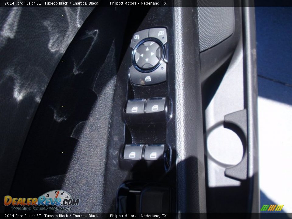 2014 Ford Fusion SE Tuxedo Black / Charcoal Black Photo #24
