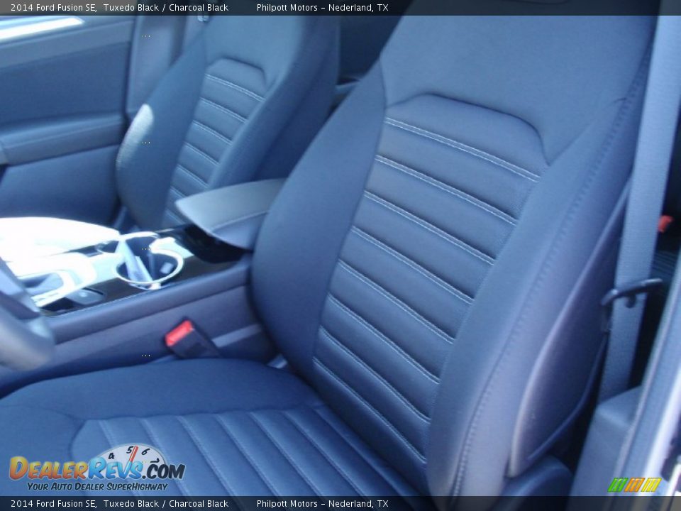 2014 Ford Fusion SE Tuxedo Black / Charcoal Black Photo #26