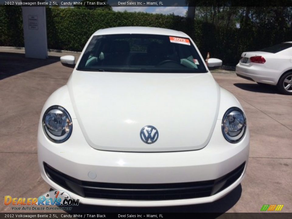 2012 Volkswagen Beetle 2.5L Candy White / Titan Black Photo #8