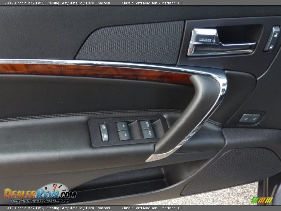 2012 Lincoln MKZ FWD Sterling Gray Metallic / Dark Charcoal Photo #3