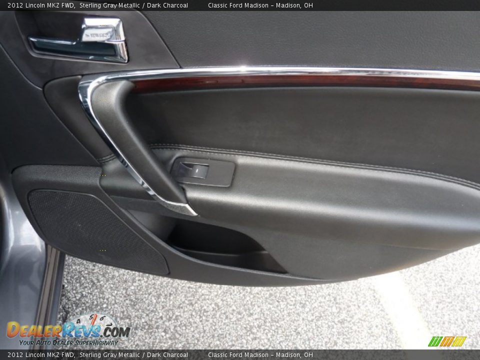 2012 Lincoln MKZ FWD Sterling Gray Metallic / Dark Charcoal Photo #11