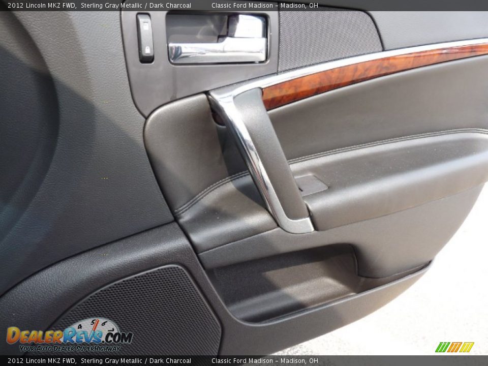 2012 Lincoln MKZ FWD Sterling Gray Metallic / Dark Charcoal Photo #13